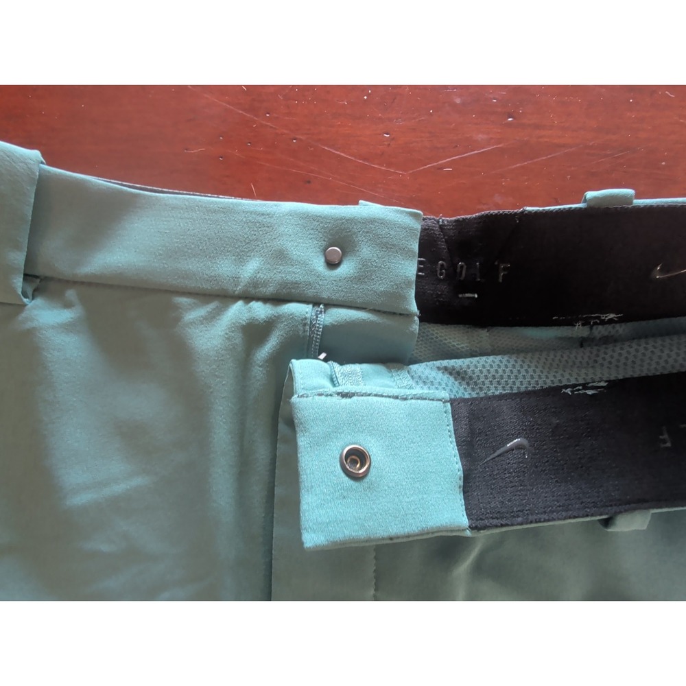 Nike Dri-Fit Mens Mint Green Quick Dry Golf Shorts Standard Fit Size 42 - Picture 2 of 8